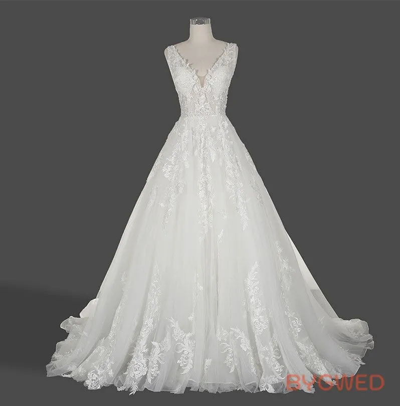 Plus size  A-line bridal dress TH76